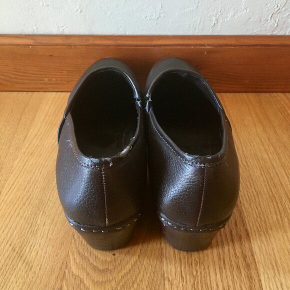 Dockers Dark Brown Leather Clogs Mules Slip On All Day Comfort Size 10 M - Picture 7 of 8